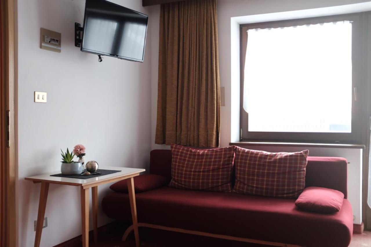 Garni Trojer Hotell Campo Tures Eksteriør bilde